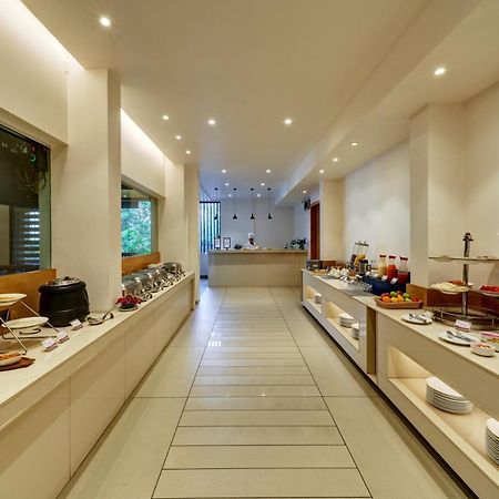 Regenta Place Raysons Kolhapur Zewnętrze zdjęcie